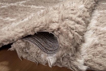 Amira Khaki / Ivory Area Rug
