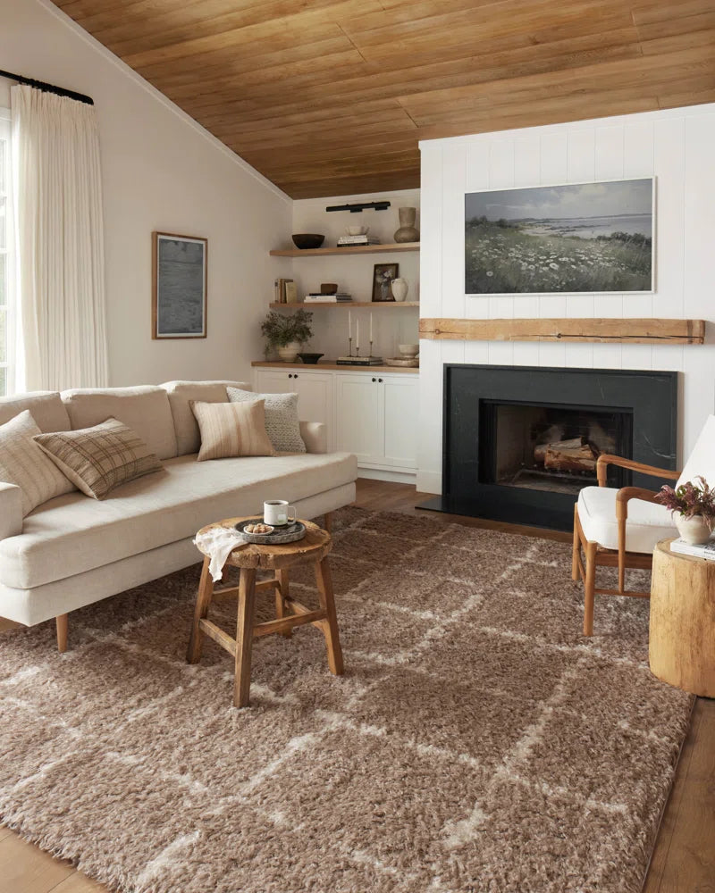 Amira Khaki / Ivory Area Rug